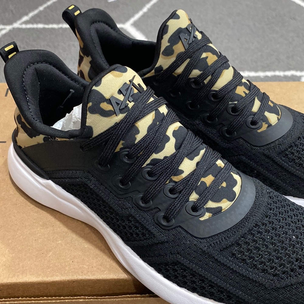 APL:Athletic Propulsion Labs Women’s Techloom Tracer Sneakers